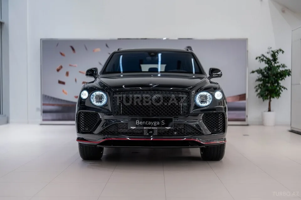 Bentley Bentayga — foto 3/4