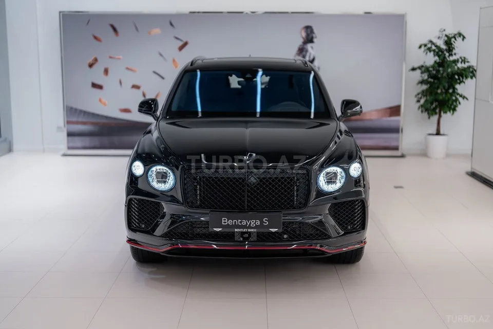 Bentley Bentayga — foto 4/4