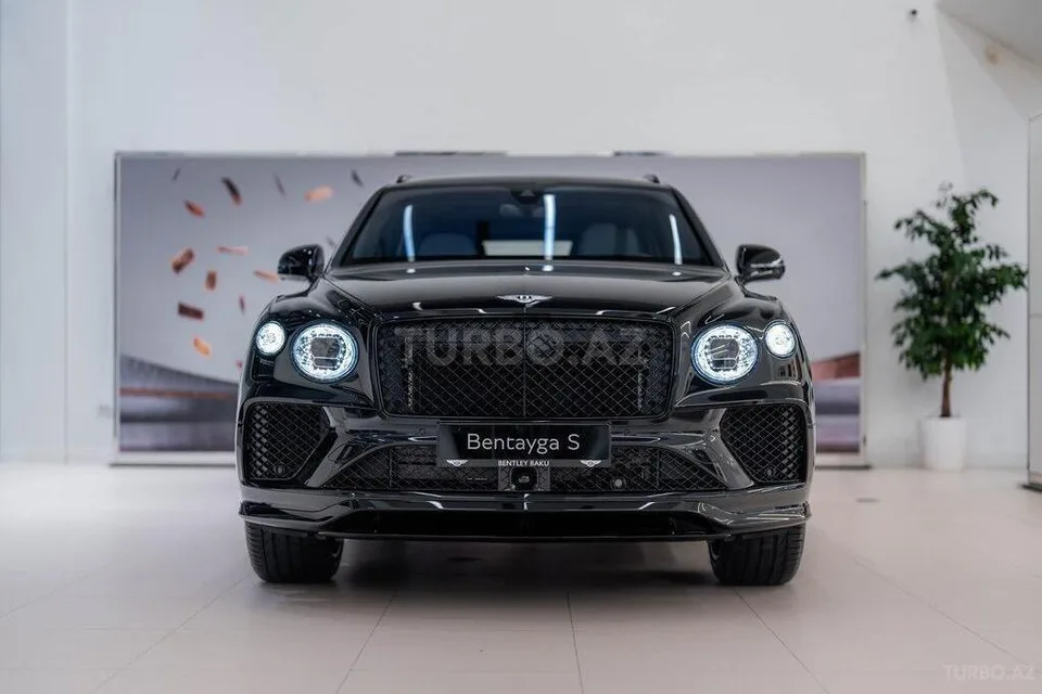 Bentley Bentayga — foto 3/4