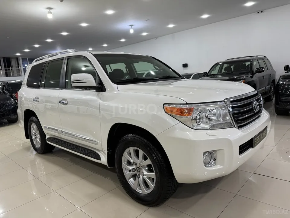 Toyota Land Cruiser — foto 2/4