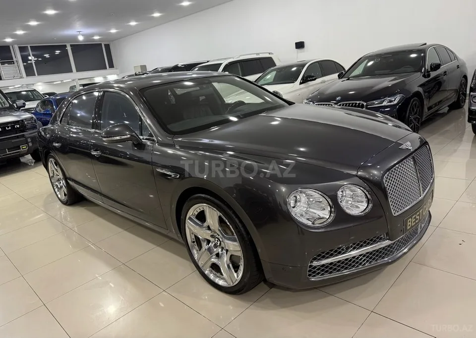 Bentley Flying Spur — foto 2/4