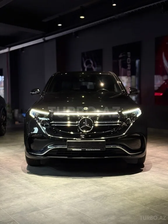 Mercedes EQC 400 4MATIC — foto 1/4