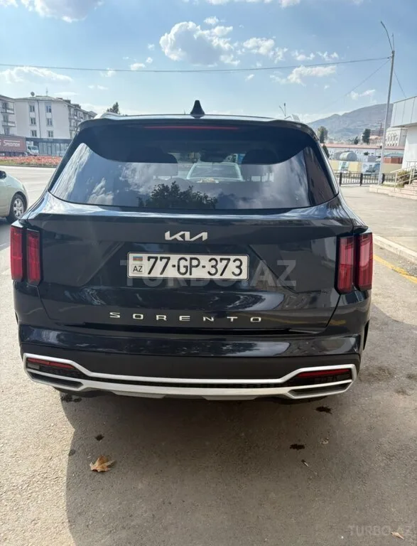 Kia Sorento — foto 2/4