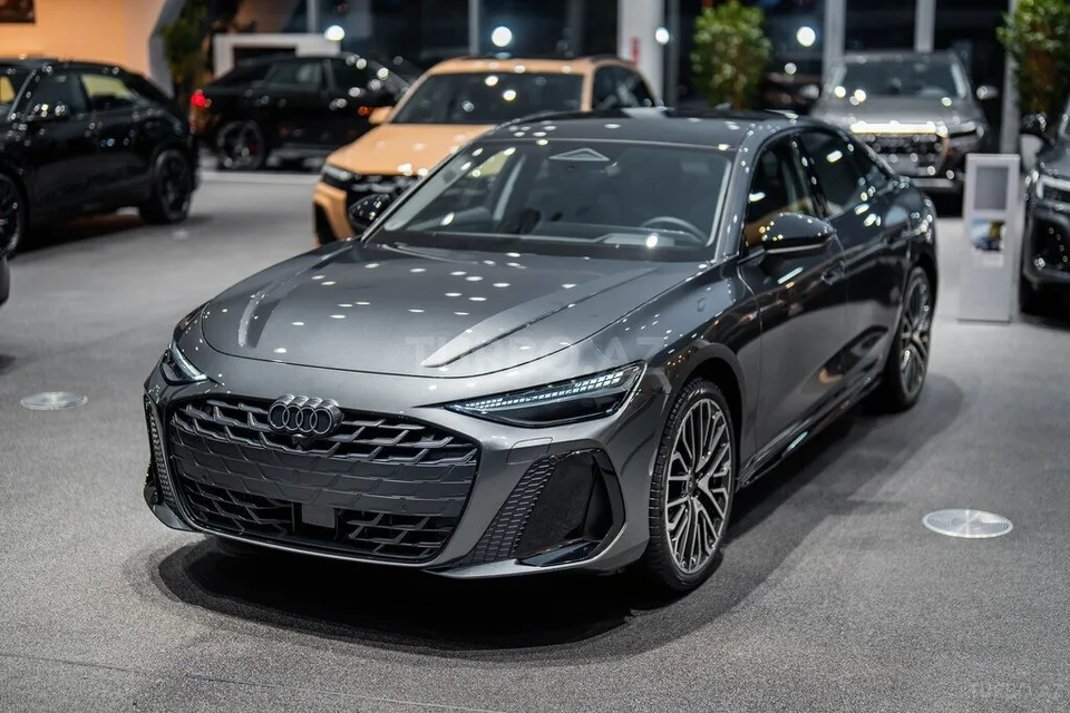 Audi A6 — foto 2/4