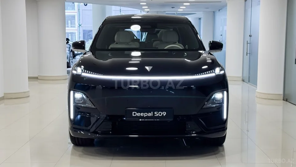Changan Deepal S09 — foto 1/4