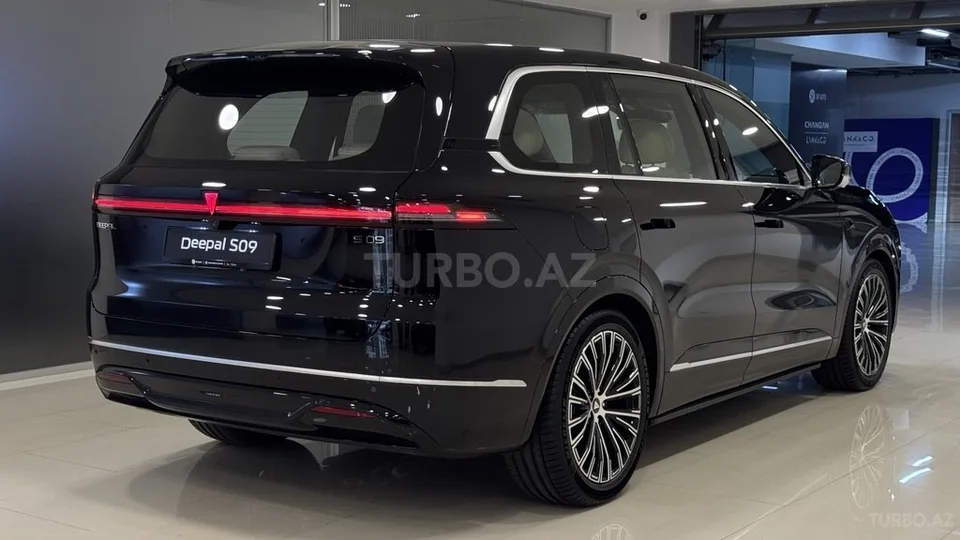 Changan Deepal S09 — foto 4/4