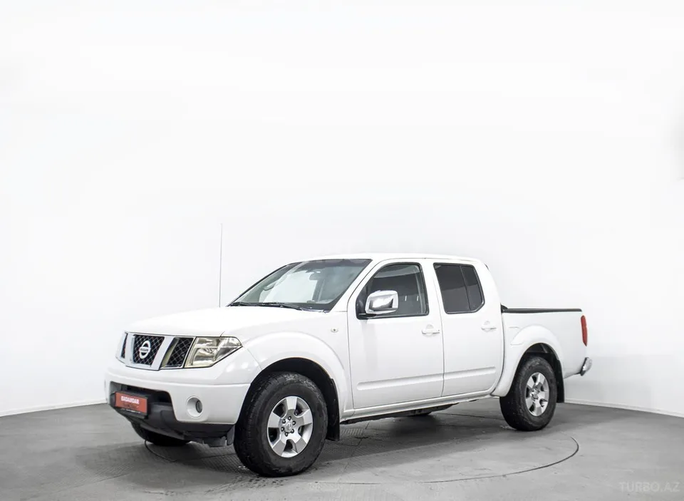 Nissan Navara — foto 1/4