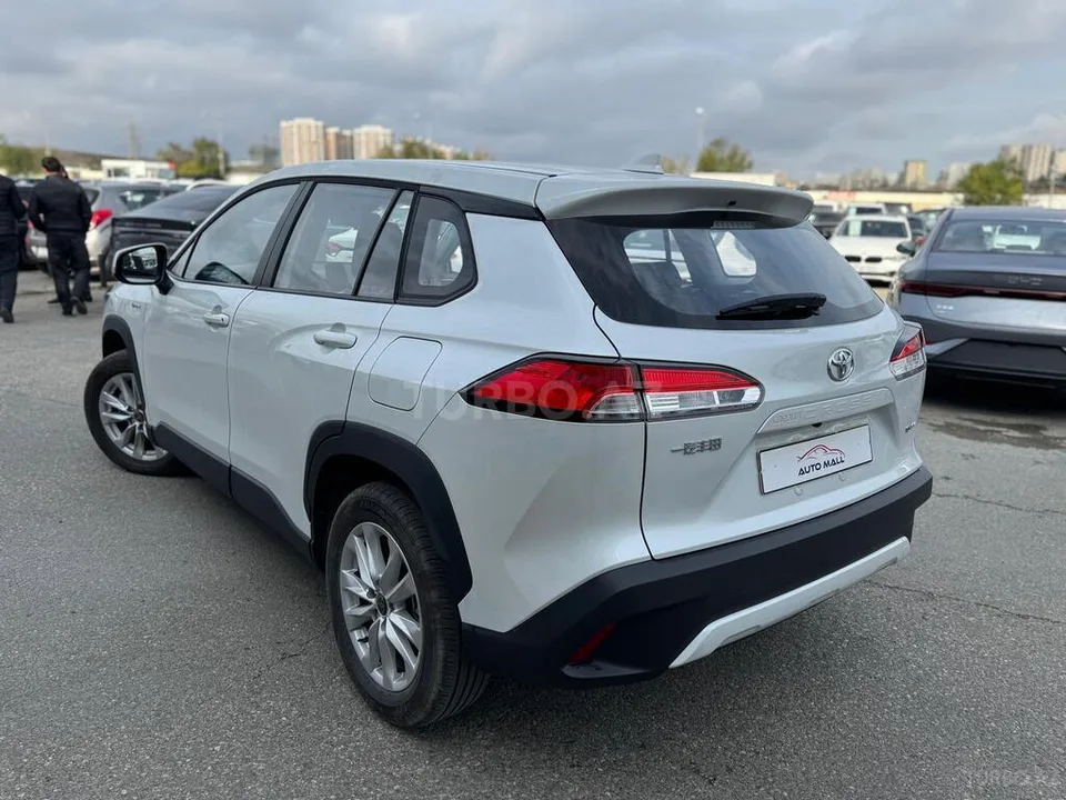 Toyota Corolla Cross — foto 4/4