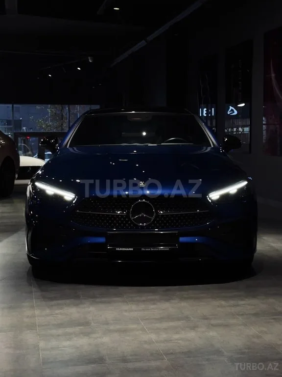 Mercedes CLE 200 — foto 2/4